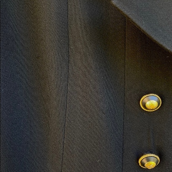 CHANEL | 93A Women’s Wool/Silk Black Double-Breasted Gold Button Jacket-Size 42 - Picture 13 of 15